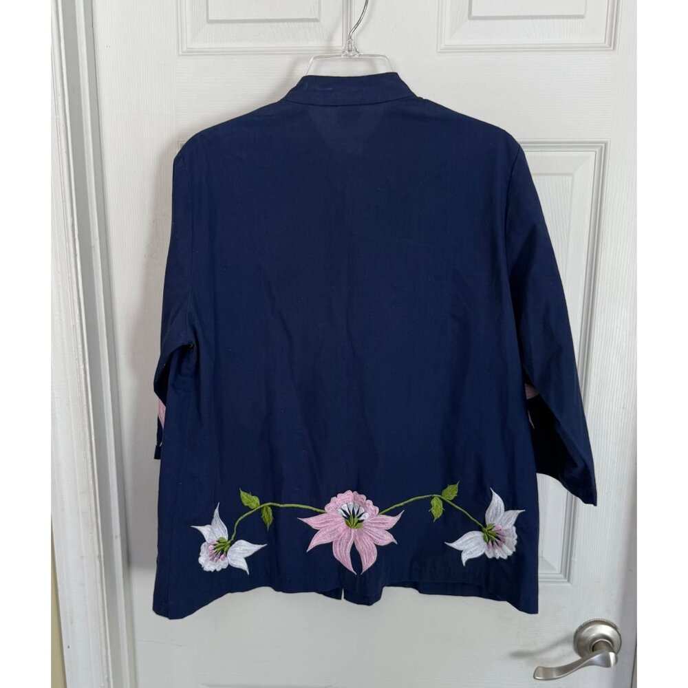 Caro of Honolulu Vintage 70s Floral embroidered Blue Button Down Blouse Size 12 - Picture 7 of 9
